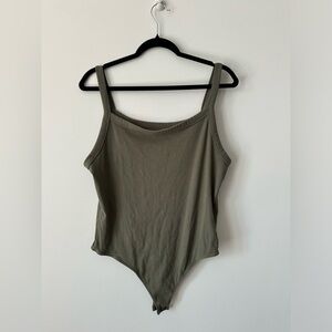 AEO Ribbed Bodysuit!